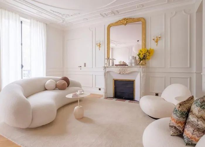 Appart Haussmannien Luxe - 2 Chambres, Champs-Elysees